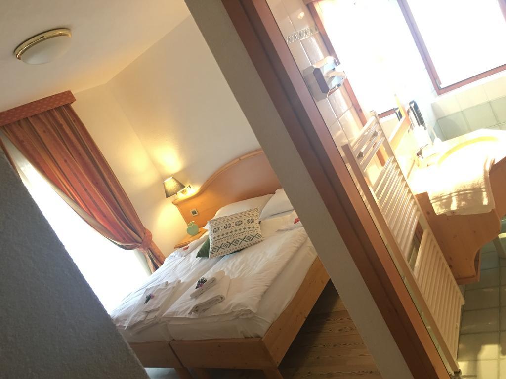 I Tre Magli Hotel Dimaro Eksteriør billede
