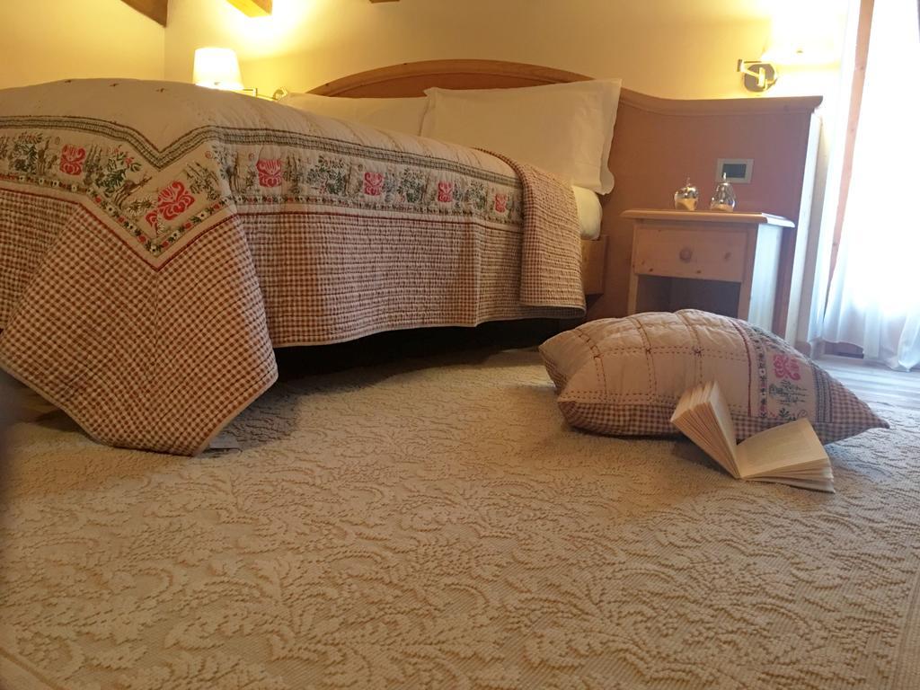 I Tre Magli Hotel Dimaro Eksteriør billede
