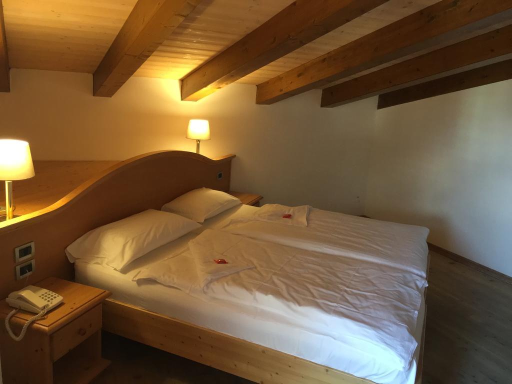 I Tre Magli Hotel Dimaro Eksteriør billede